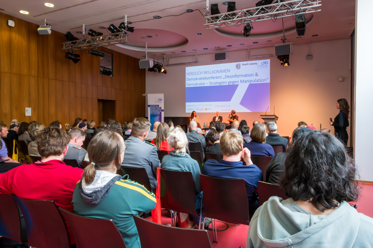 Demokratiekonferenz 2025 Bild.jpg Demokratiekonferenz 2025 Bild.jpg